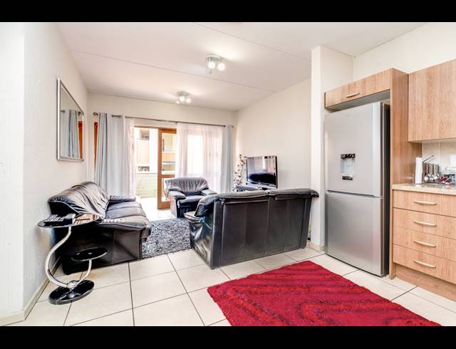 1 BEDROOM SECTIONAL TITLE FOR SALE IN DOUGLASDALE